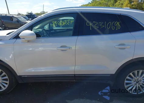 2019 Lincoln Mkc Standard z USA, uszkodzony, nr VIN 5LMCJ1D90KUL46921